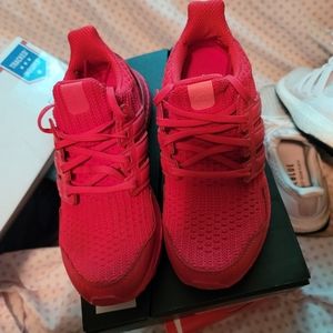 Adidas Ultraboost size 7.5